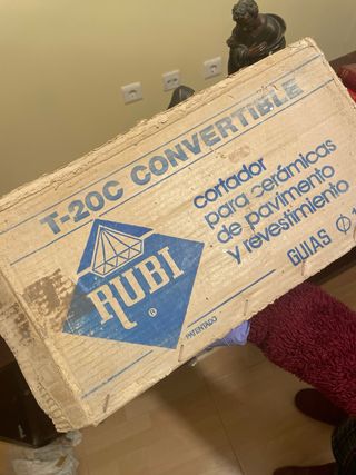 Cortador de azulejos Rubi T-20c