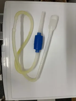 Acuario pecera azul y transparente