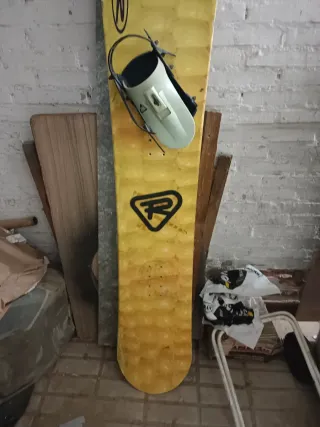 Tabla de Snow rossiñol 152