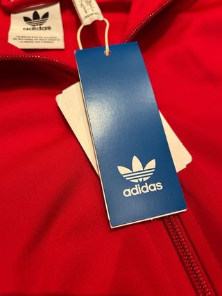 Chaqueta deportiva Adidas roja
