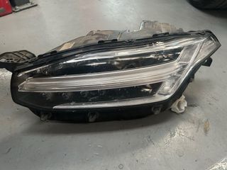 Faros Volvo XC90