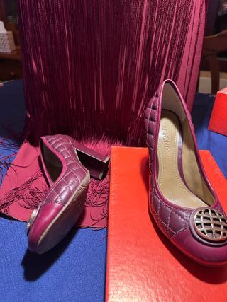 Zapatos Dune London tacón burdeos acolchados