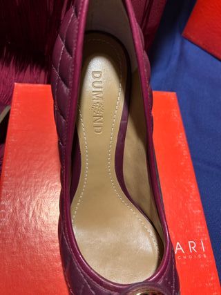 Zapatos Dune London tacón burdeos acolchados