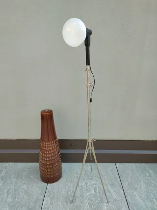 Lampada da fotografo antica metallo e plastica