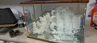 Fragata de cristal decorativa