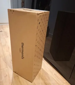 Thermomix TM7 Nueva, sin abrir la caja.