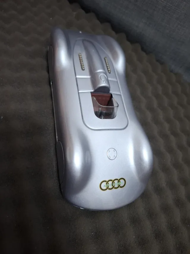 Coche Schuco Latón Vintage