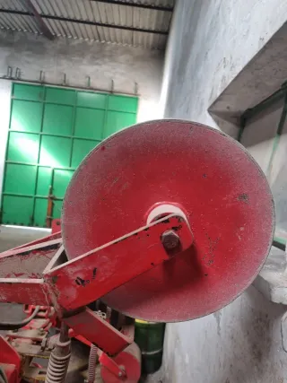 Rulo compactador de semillas (TAPIA)