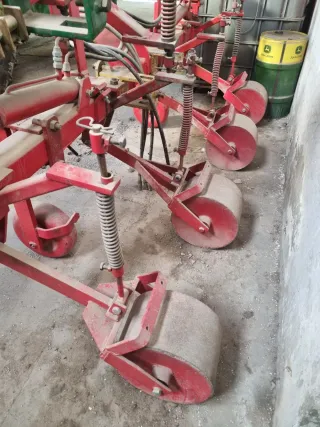 Rulo compactador de semillas (TAPIA)