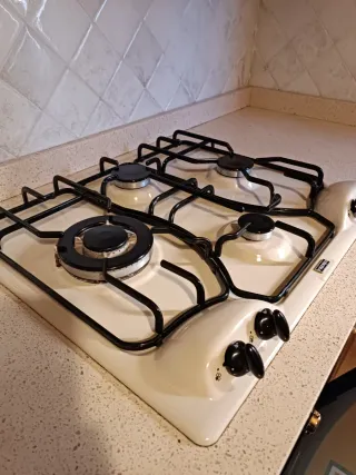 Cucina Rovere 2,10 MT con tavolo allung e 6 sedie