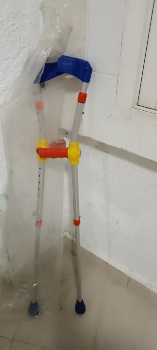 Muletas para niño