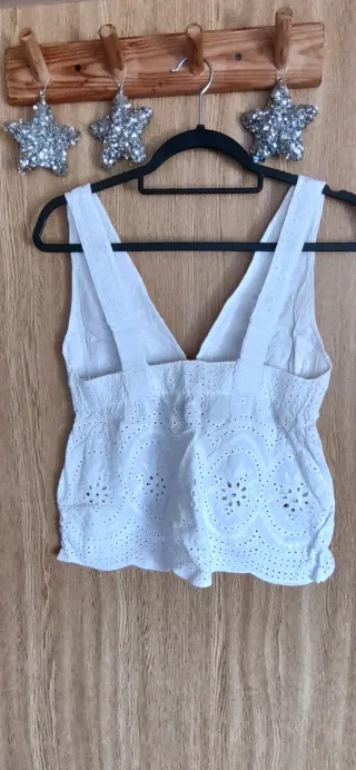 Blusa blanca bordada