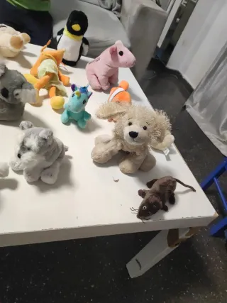 Lote de peluches variados