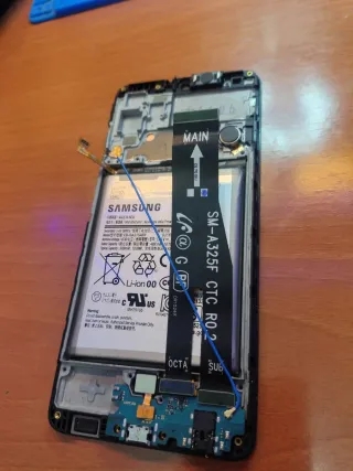 Pantalla Samsung A32 5G con marco