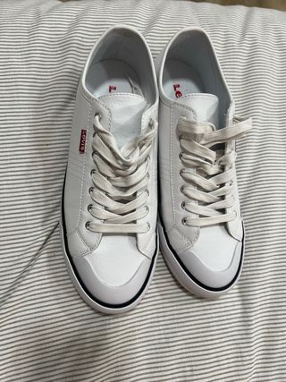 Bambas Levi's Blancas Estilo Converse