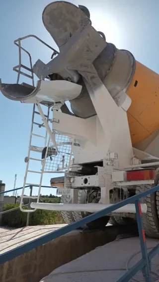 Chorros de arena ,granallado y pintura.