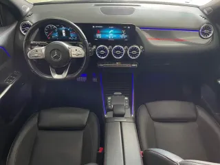 Mercedes-Benz GLA 200 200d 8G-DCT