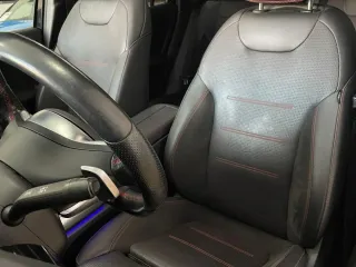 Mercedes-Benz GLA 200 200d 8G-DCT