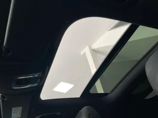 Mercedes-Benz GLA 200 200d 8G-DCT