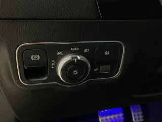 Mercedes-Benz GLA 200 200d 8G-DCT