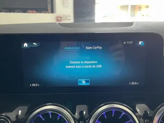 Mercedes-Benz GLA 200 200d 8G-DCT