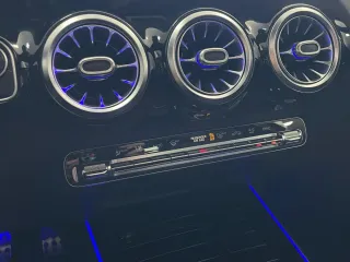 Mercedes-Benz GLA 200 200d 8G-DCT