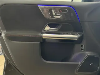 Mercedes-Benz GLA 200 200d 8G-DCT