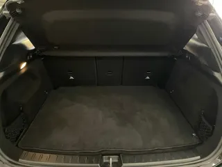 Mercedes-Benz GLA 200 200d 8G-DCT