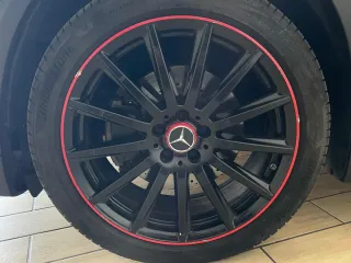 Mercedes-Benz GLA 200 200d 8G-DCT