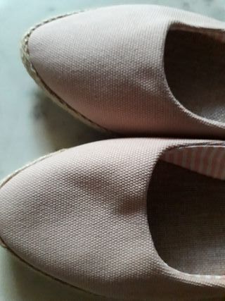 Zapatillas planas rosa suela goma