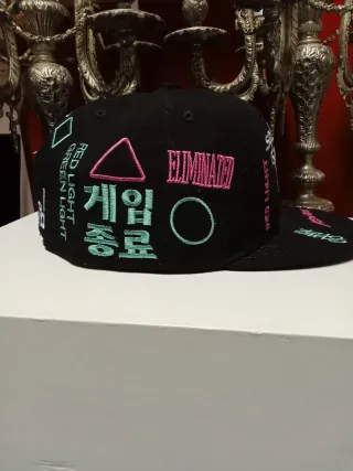 Gorra New Era 59Fifty Squid Game Talla 7.1/2