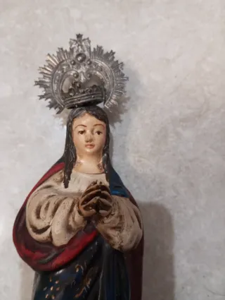 Virgen antigua de plata o alpaca