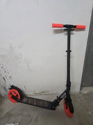 Patinete Oxelo MID 7 Negro/Naranja