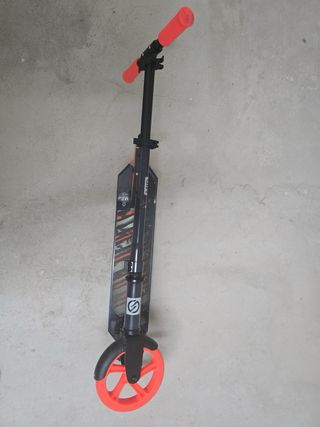 Patinete Oxelo MID 7 Negro/Naranja