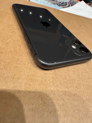 iPhone 11 64GB Pantalla Agrietada