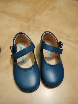 Zapatos Angelitos azul talla 22