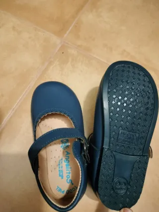 Zapatos Angelitos azul talla 22