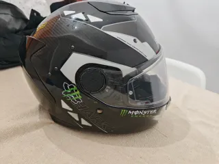 Casco de moto Shark Monster Energy