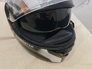 Casco de moto Shark Monster Energy