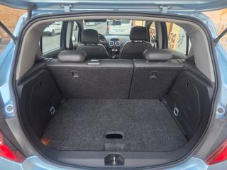 Opel Corsa 1.3 CDTI 75CV manual.