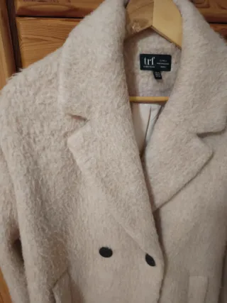 Abrigo Zara Beige