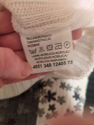 Jersey blanco cuello alto