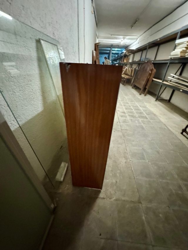 Aparador Vitrina Vintage Madera y Cristal