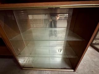 Aparador Vitrina Vintage Madera y Cristal