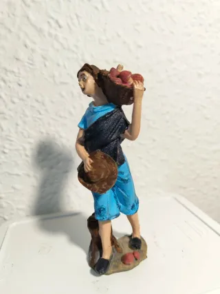 Figura pastor Belén con cesta