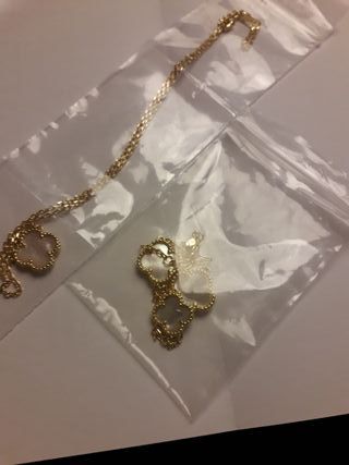 Collar y pulsera trébol nácar dorado