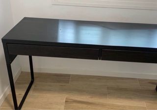 Mesa escritorio IKEA MICKE (142×50x74)