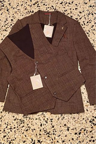 Traje completo: americana, pantalón y chaleco