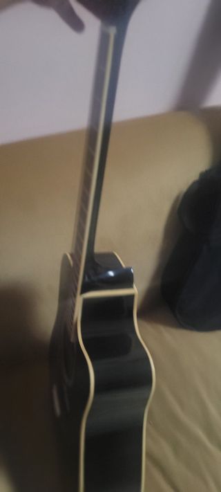 GUITARRA ACUSTICA NUEVA
