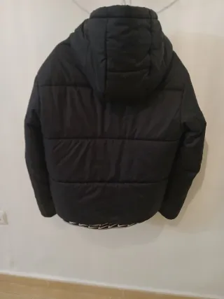 Abrigo Nike Negro Talla M